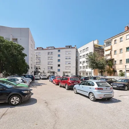 Διαμέρισμα Zenith Oasis Ζαντάρ